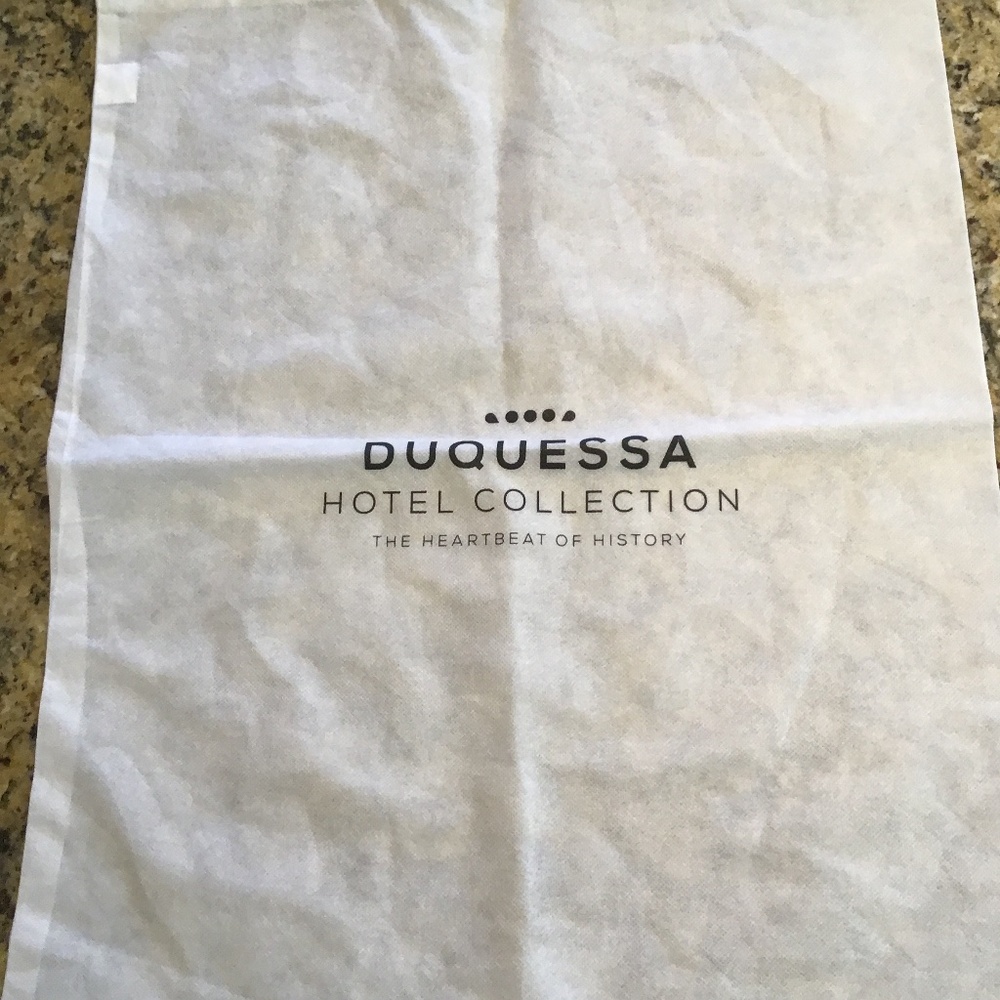 Dust bag.